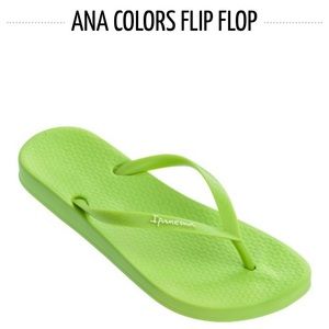 Ipamena Neon Green Thong Flip Flops size 7